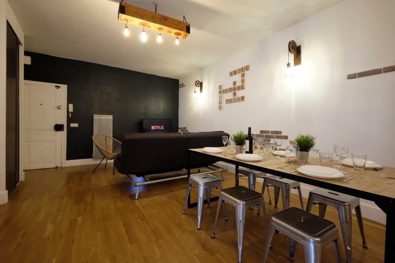Melina - Appartement Dans Les Remparts De La Bastide Avec Parking Et Terrasse 카르카손 외부 사진