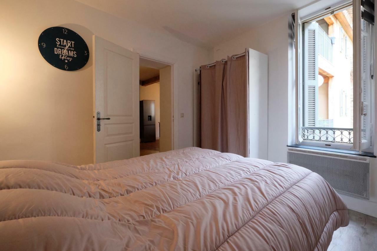 Melina - Appartement Dans Les Remparts De La Bastide Avec Parking Et Terrasse 카르카손 외부 사진